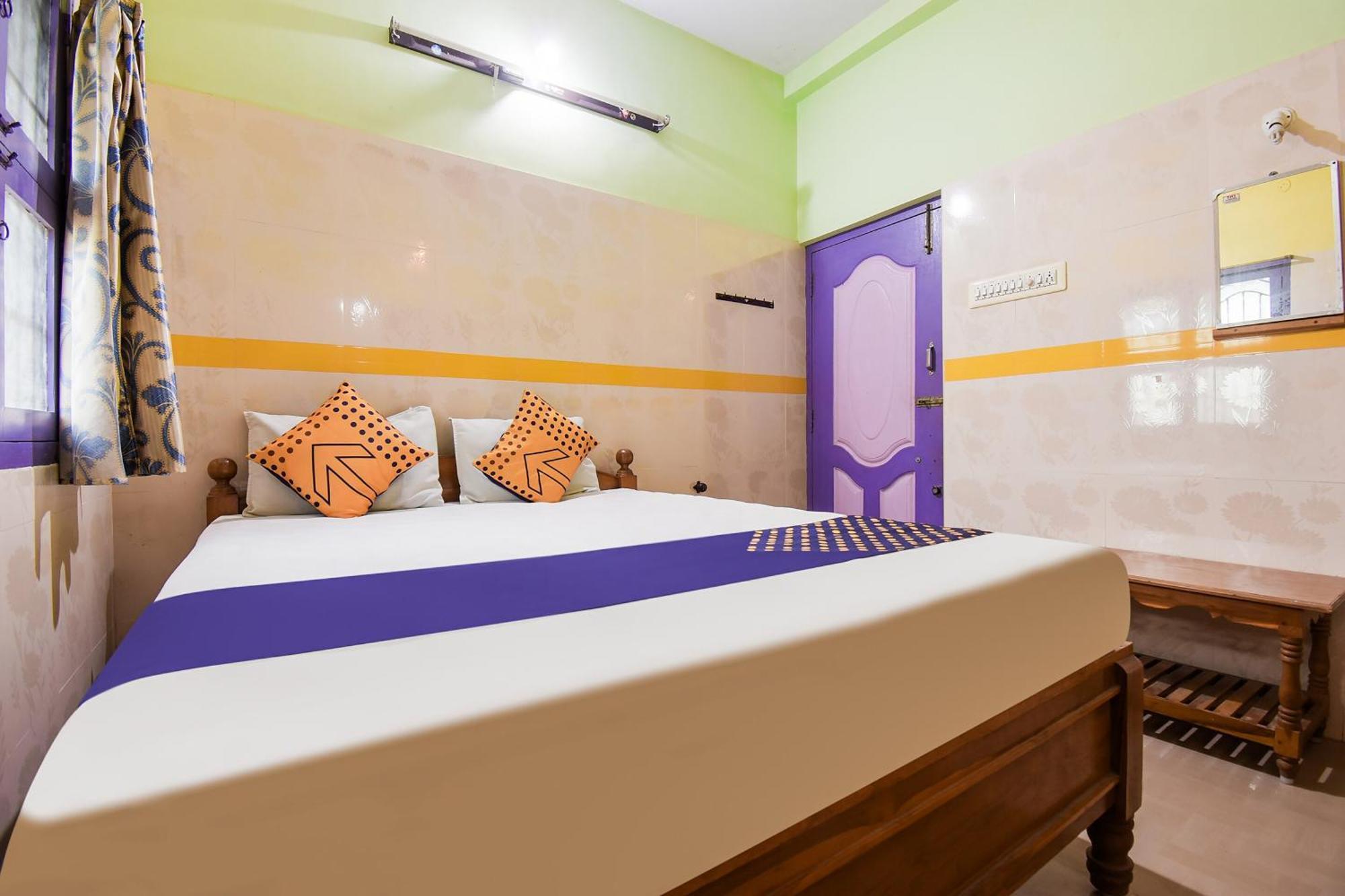 Hotel O K.S.Lodge Tribhuvanam Bagian luar foto