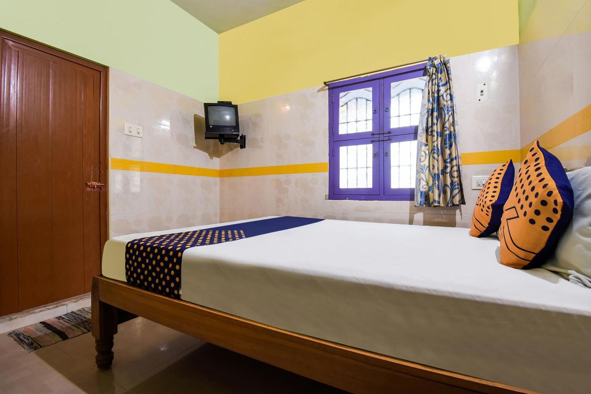Hotel O K.S.Lodge Tribhuvanam Bagian luar foto