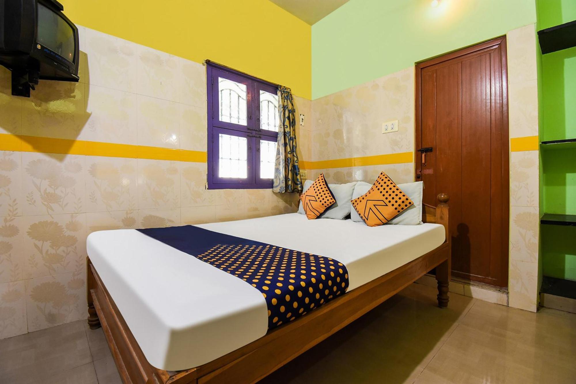 Hotel O K.S.Lodge Tribhuvanam Bagian luar foto