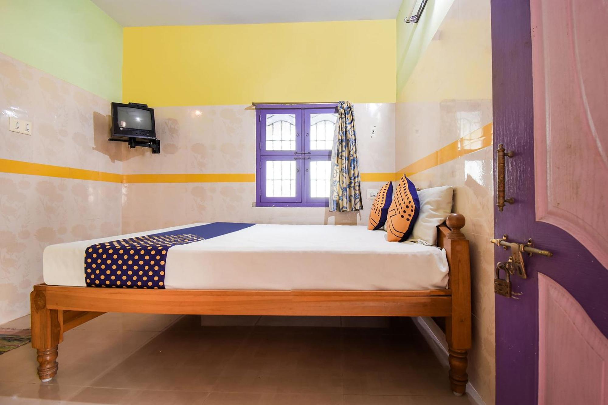 Hotel O K.S.Lodge Tribhuvanam Bagian luar foto